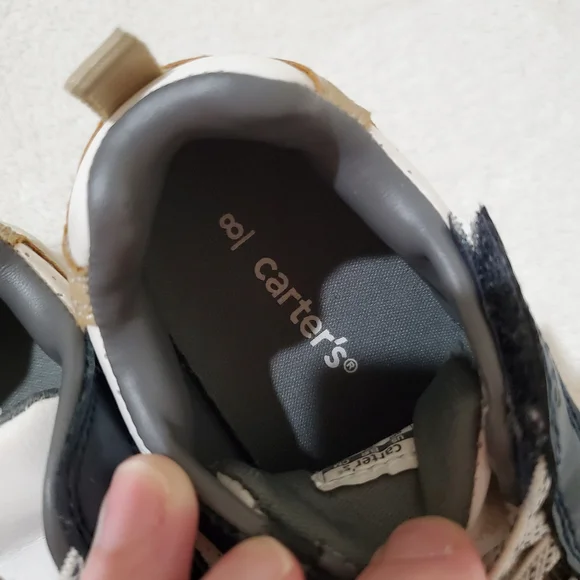 ♦️3/25♦️Carter's Toddler Sneakers Size 8 - Picture 6 of 7